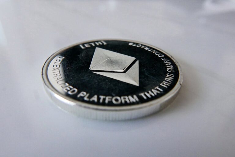 Finanse alternatywne: nowe możliwości inwestycyjne 1 Photo Crowdfunding platform