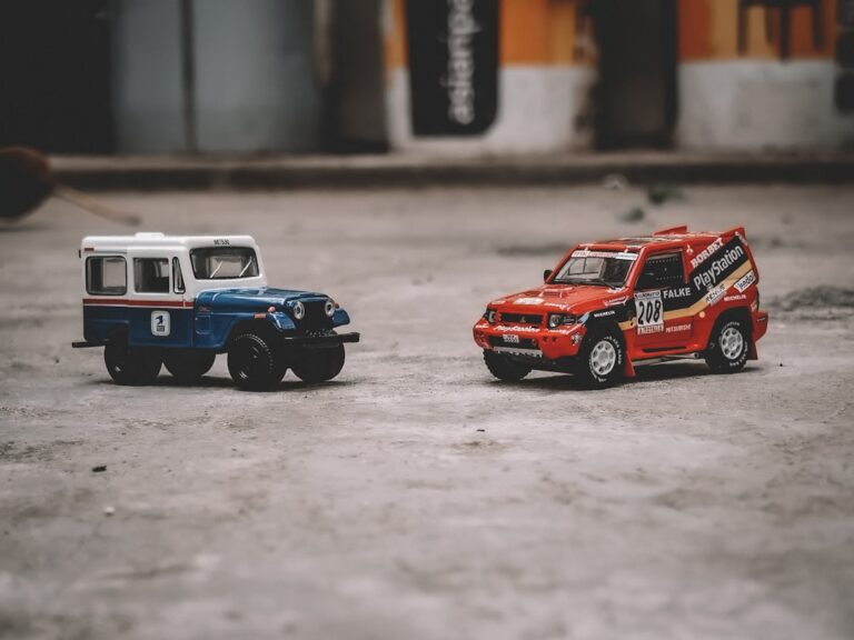Oszczędzanie na ubezpieczeniach - porównywarka 1 Photo insurance comparison